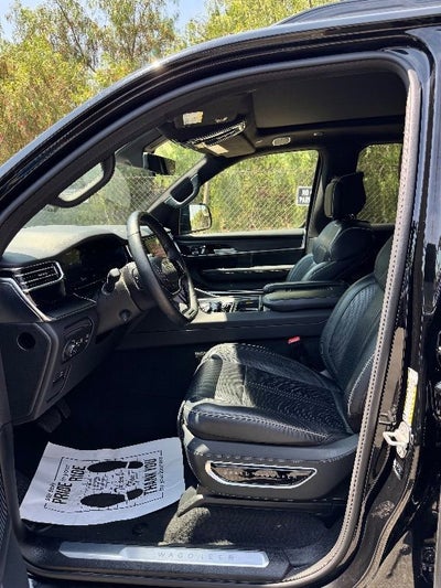 2024 Jeep Grand Wagoneer L Obsidian