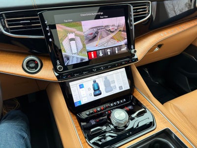 2023 Jeep Grand Wagoneer Series III