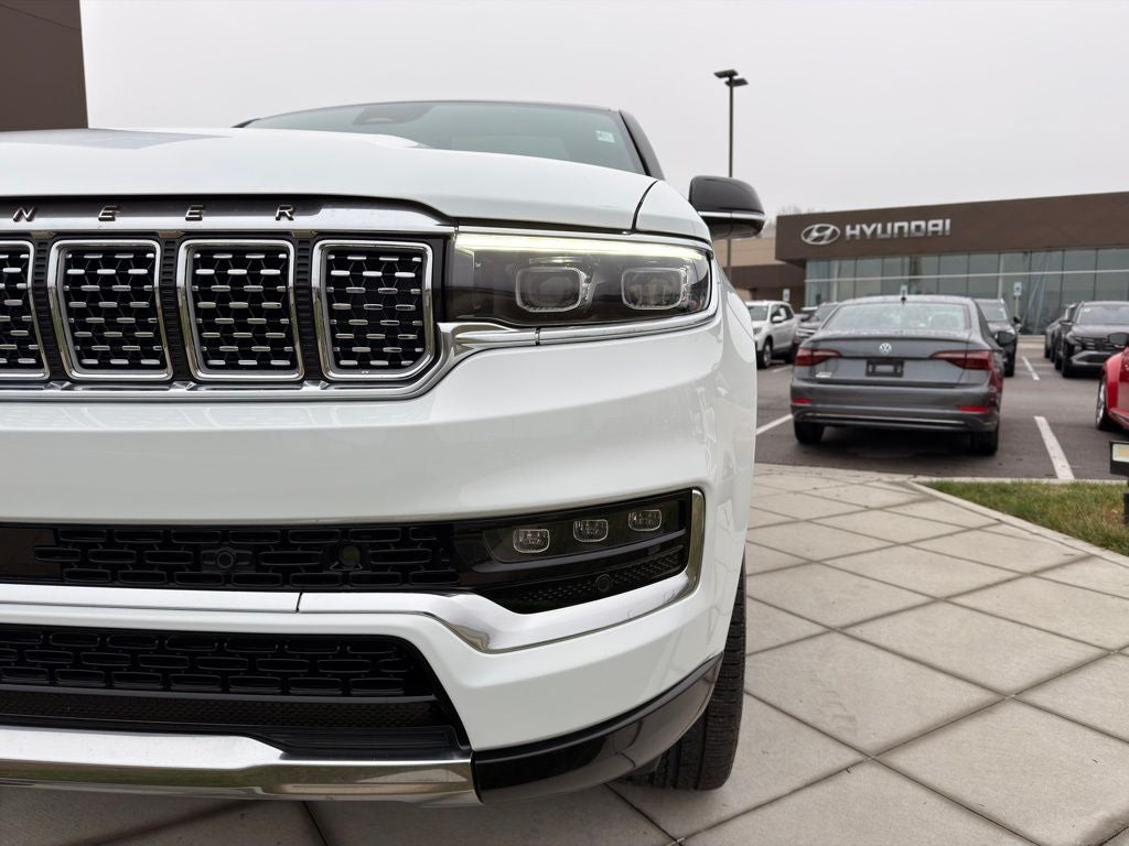 2023 Jeep Grand Wagoneer Series III