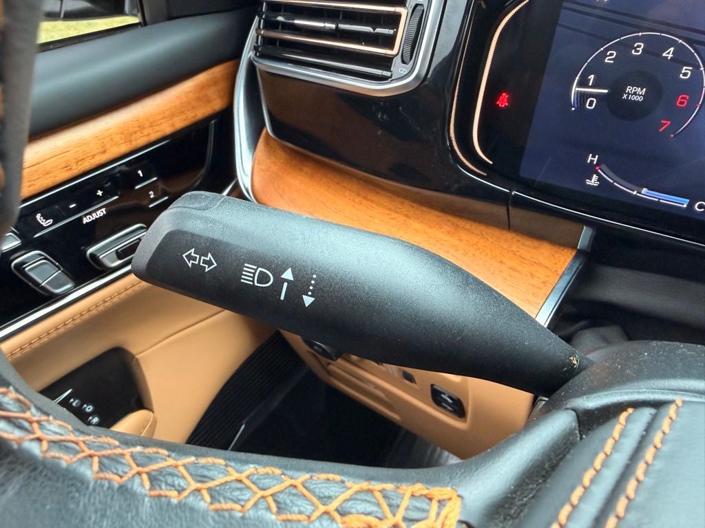 2023 Jeep Grand Wagoneer Series III