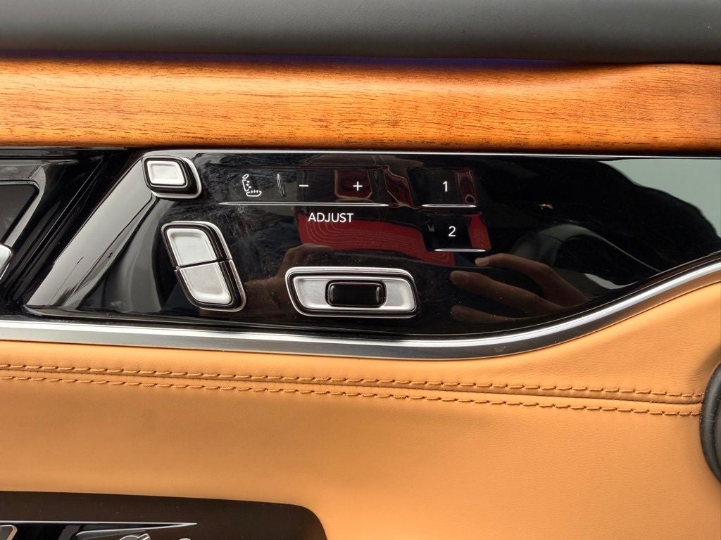 2023 Jeep Grand Wagoneer Series III