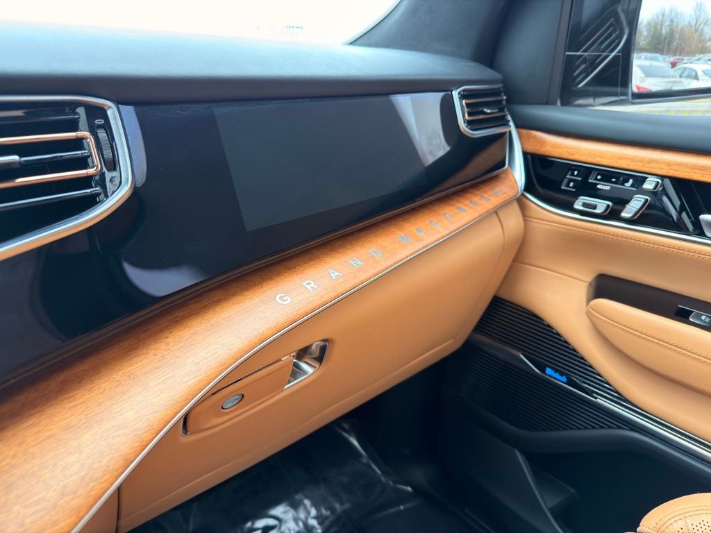 2023 Jeep Grand Wagoneer Series III