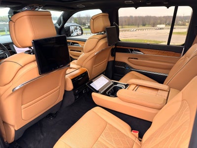 2023 Jeep Grand Wagoneer Series III