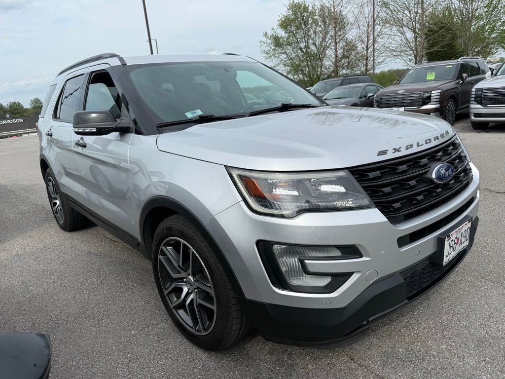 2017 Ford Explorer Sport