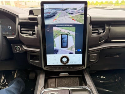 2022 Ford Expedition Platinum