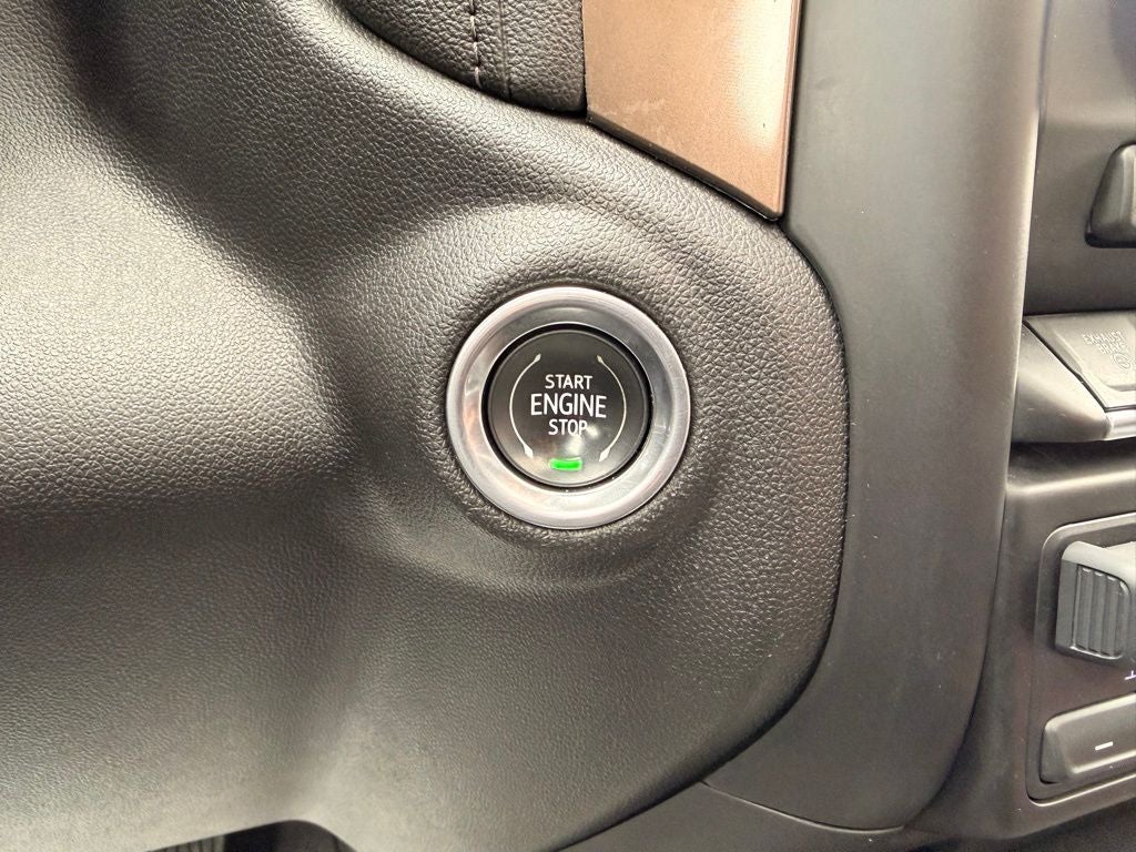 2022 Chevrolet Silverado 3500HD High Country