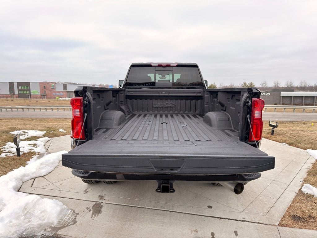 2022 Chevrolet Silverado 3500HD High Country