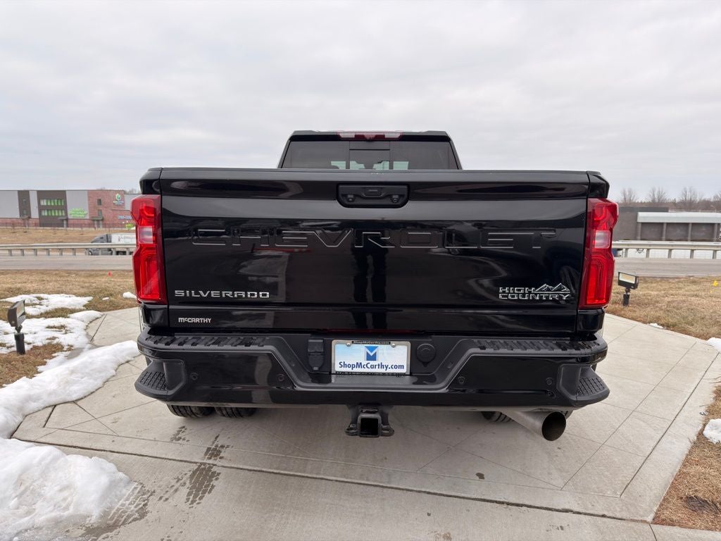 2022 Chevrolet Silverado 3500HD High Country