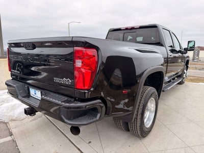 2022 Chevrolet Silverado 3500HD High Country