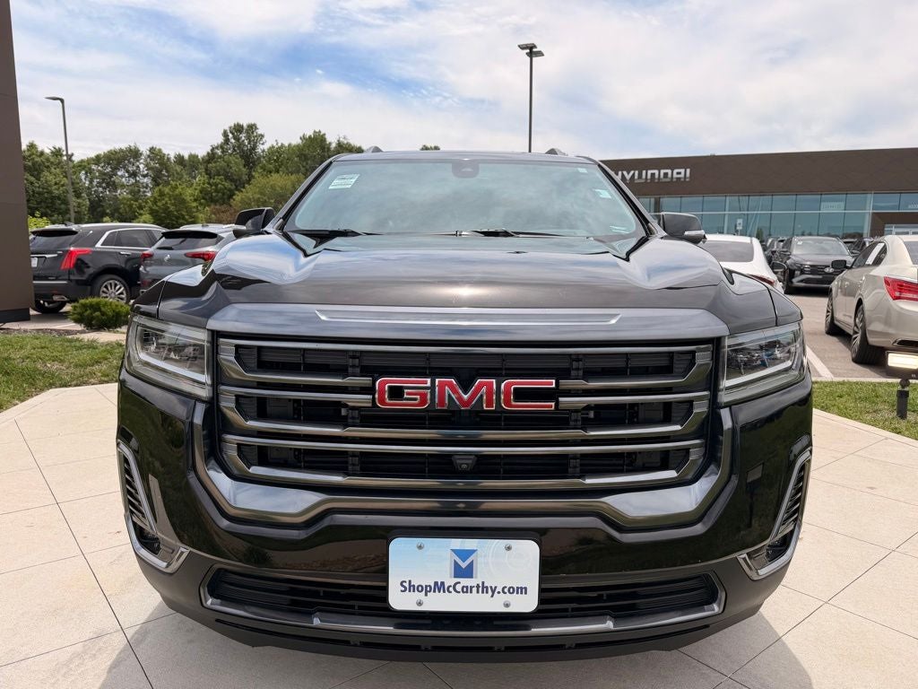 2023 GMC Acadia AT4