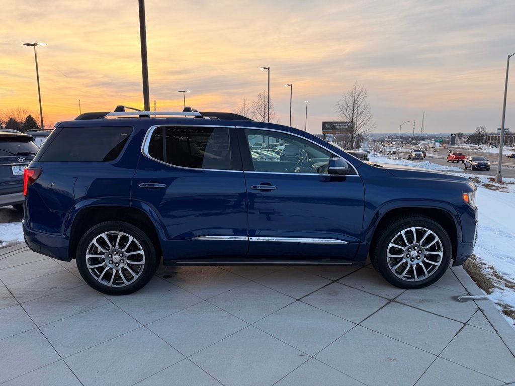 2023 GMC Acadia Denali