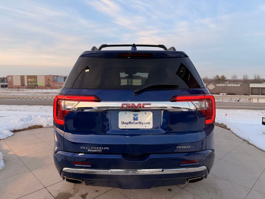 2023 GMC Acadia Denali