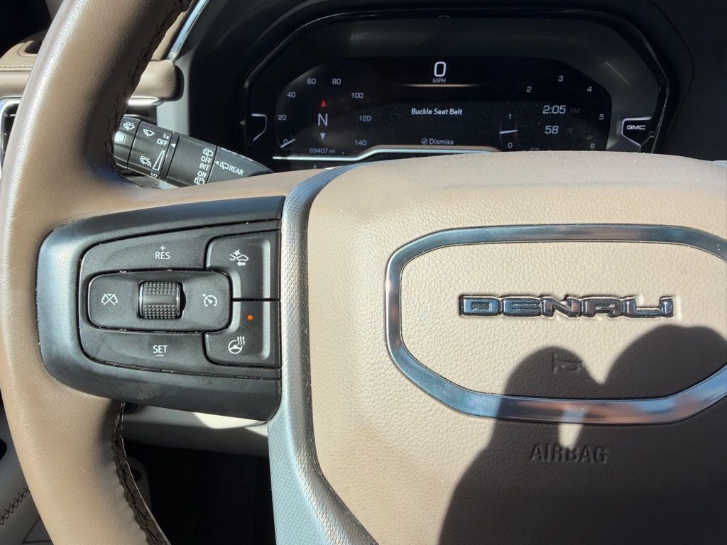 2023 GMC Yukon Denali