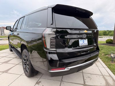 2026 Chevrolet Suburban LT