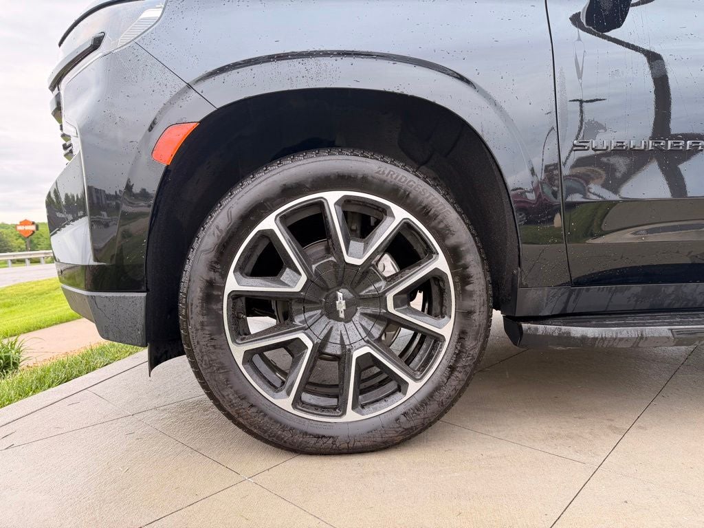 2022 Chevrolet Suburban RST