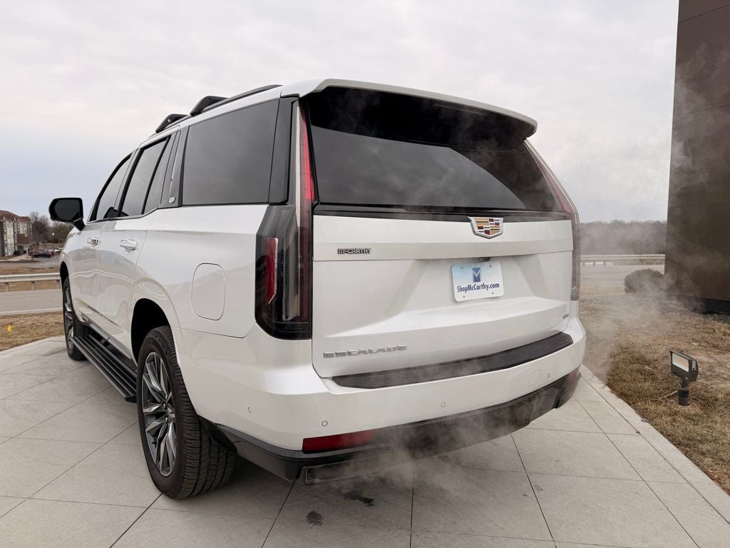 2022 Cadillac Escalade Sport Platinum