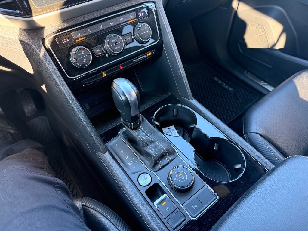 2022 Volkswagen Atlas Cross Sport 3.6L V6 SE w/Technology