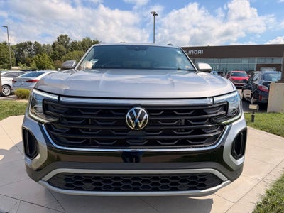 2024 Volkswagen Atlas Cross Sport 2.0T SE w/Technology