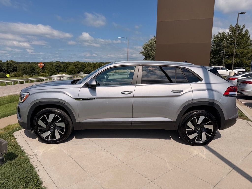 2024 Volkswagen Atlas Cross Sport 2.0T SE w/Technology