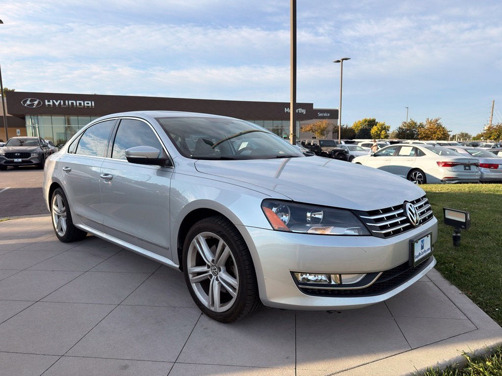 2013 Volkswagen Passat TDI SE w/Sunroof/Nav
