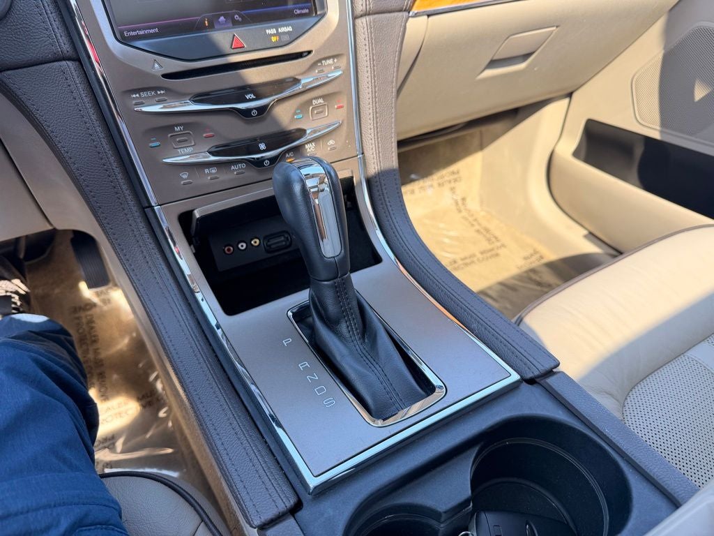 2013 Lincoln MKX Base