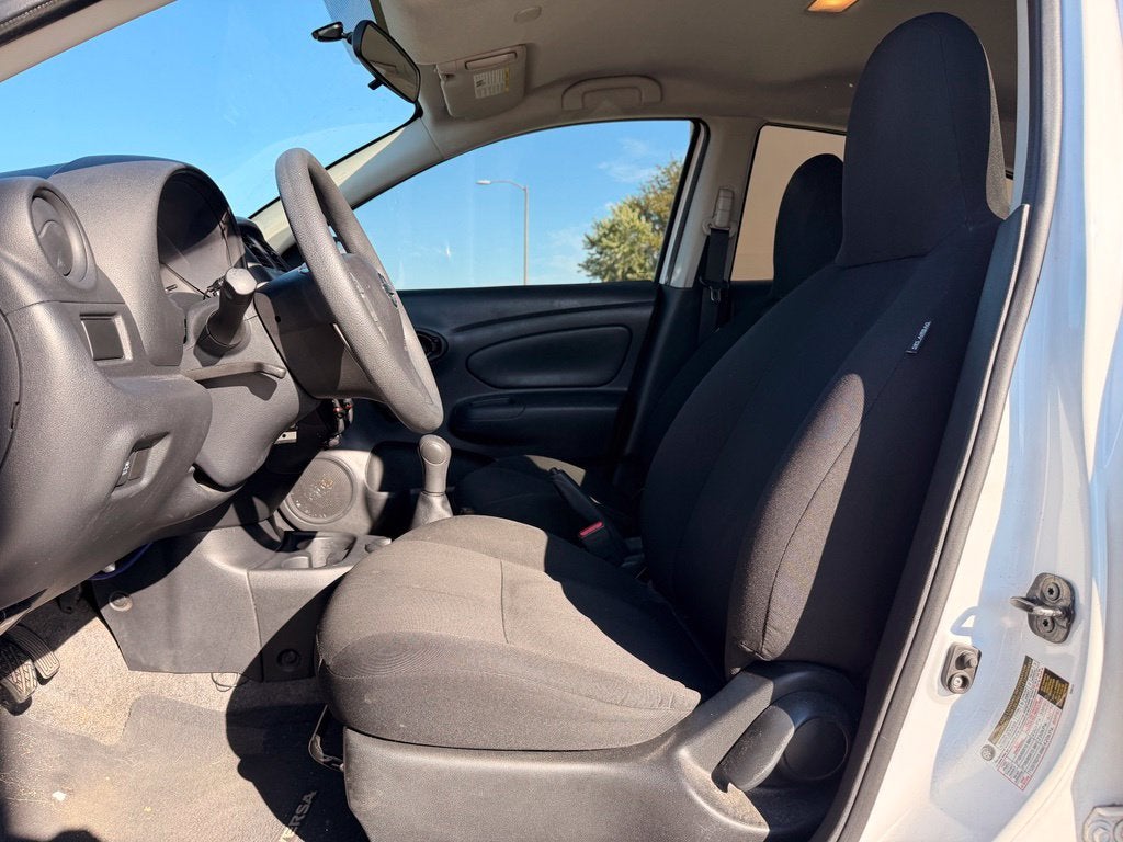 2015 Nissan Versa 1.6 S