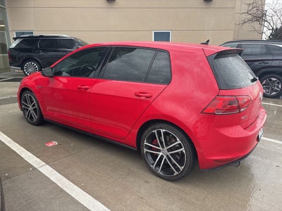 2017 Volkswagen Golf GTI Sport