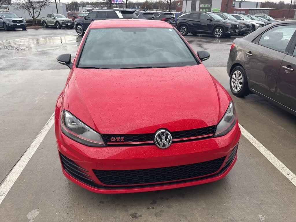 2017 Volkswagen Golf GTI Sport