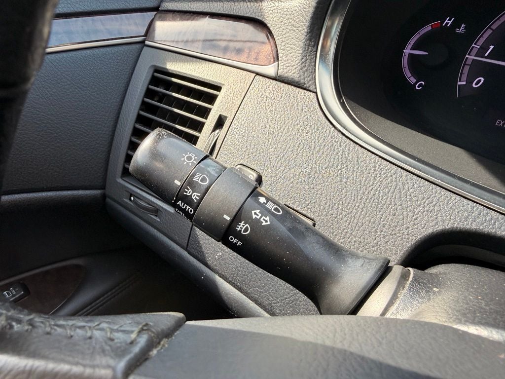 2012 Toyota Avalon Base