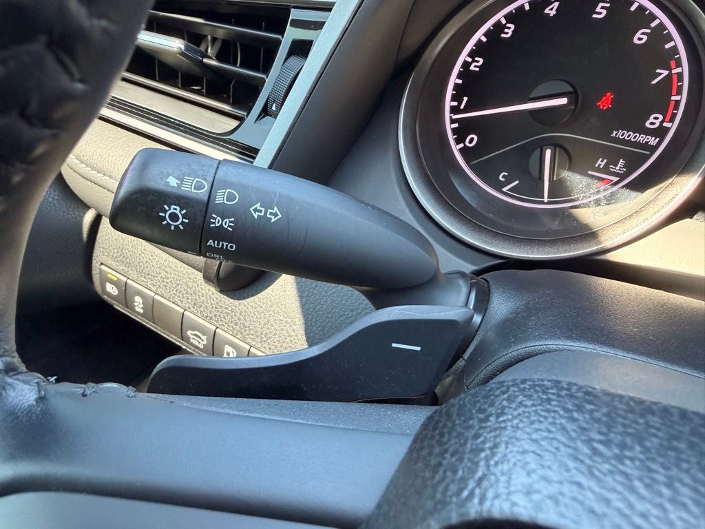 2022 Toyota Camry SE Convenience