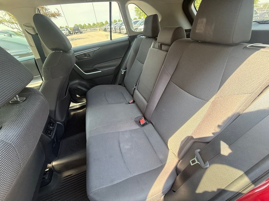 2021 Toyota RAV4 Hybrid LE