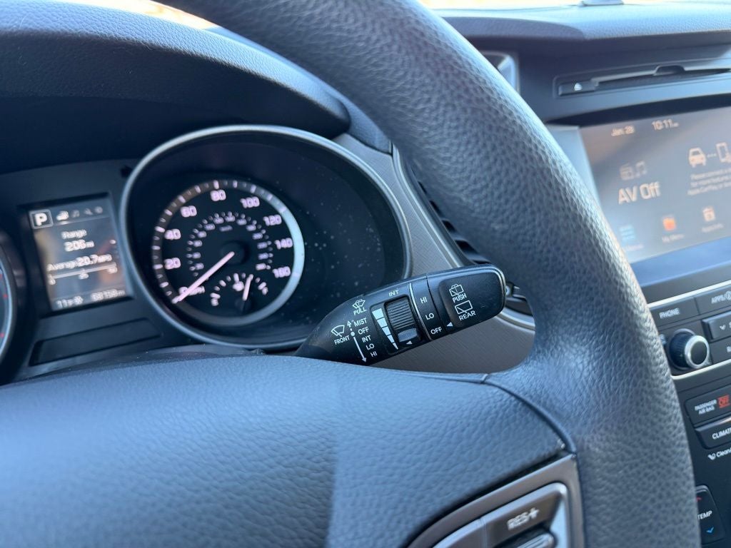 2017 Hyundai Santa Fe Sport 2.4 Popular Equipment Package