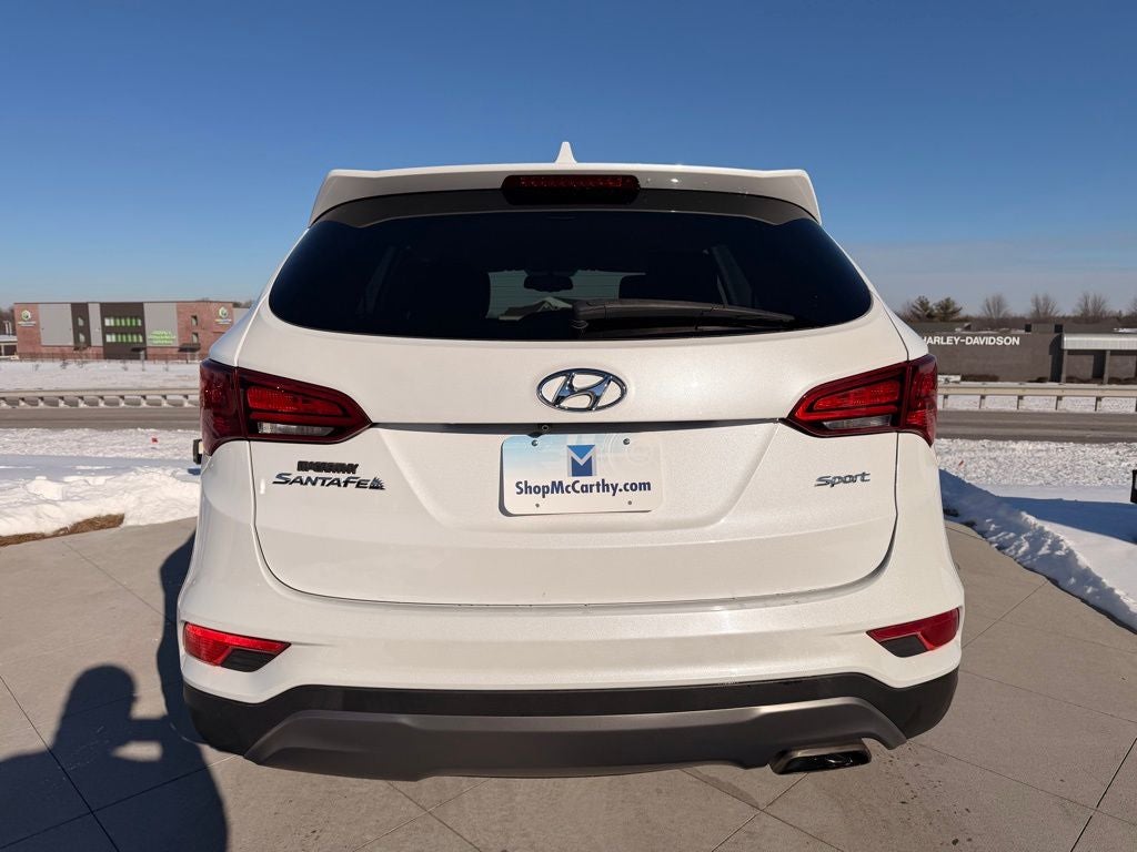 2017 Hyundai Santa Fe Sport 2.4 Popular Equipment Package