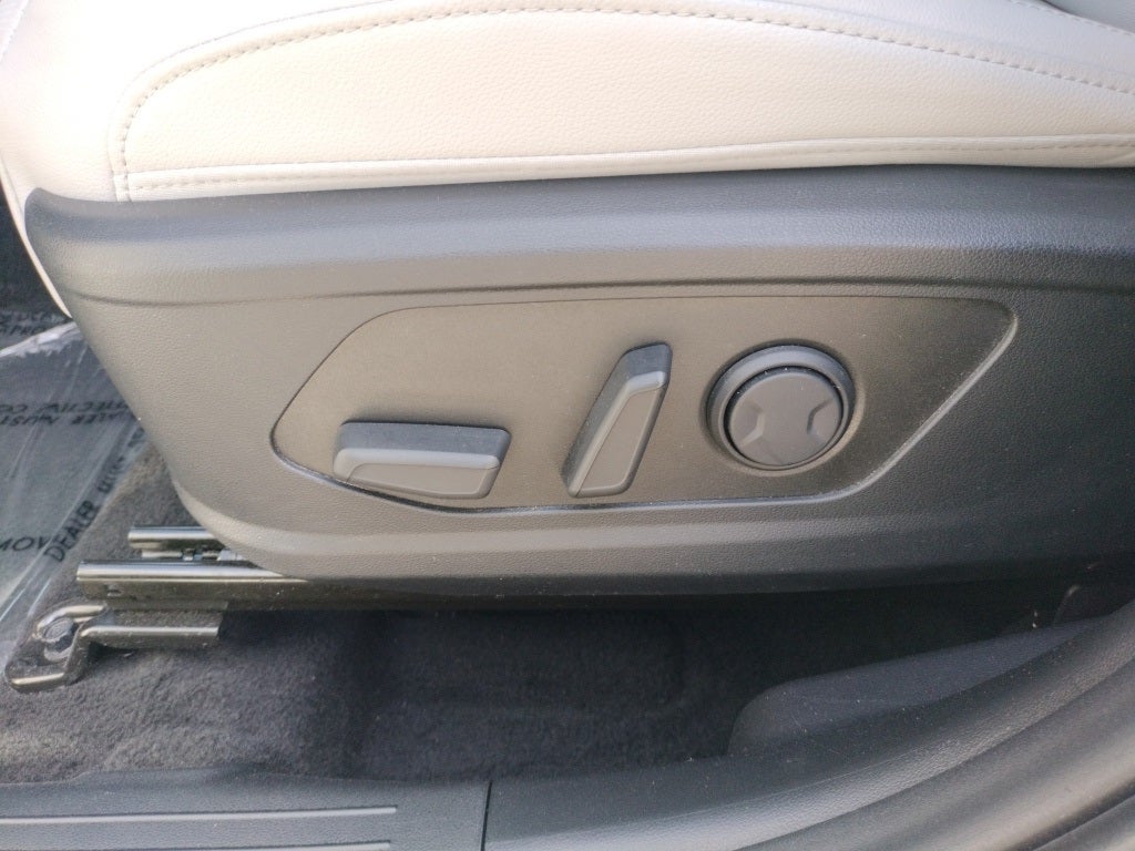 2025 Hyundai Santa Cruz SEL Activity