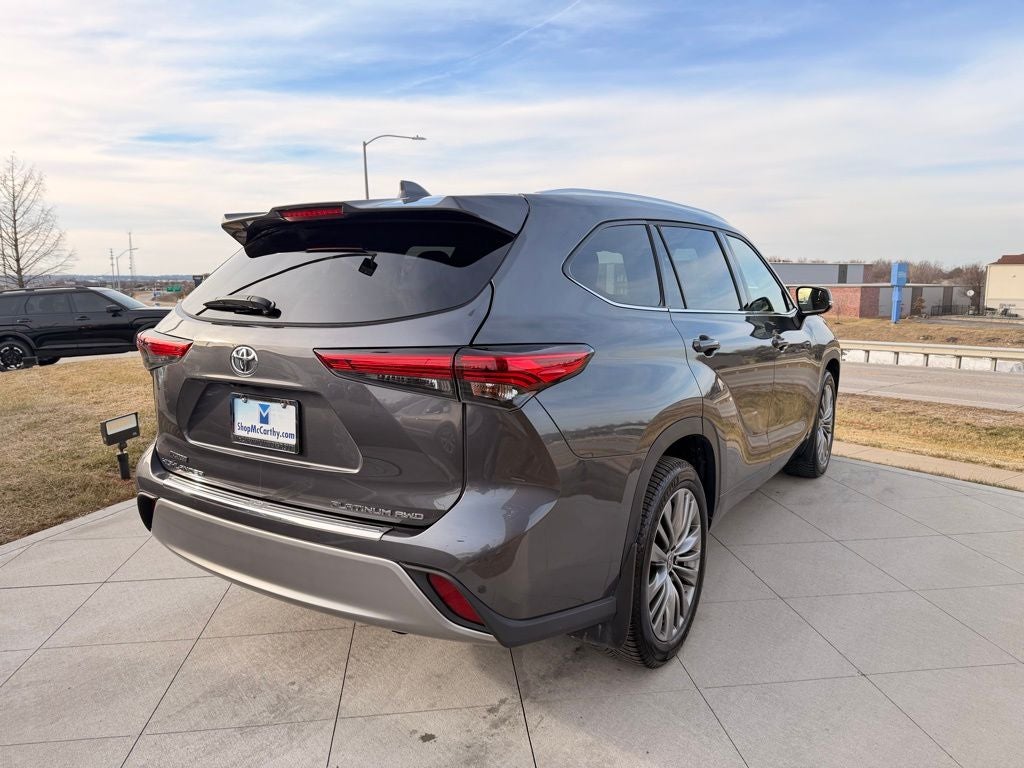 2021 Toyota Highlander Platinum