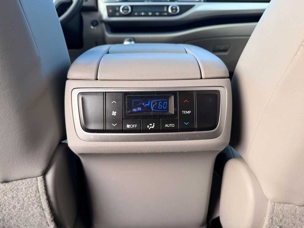 2014 Toyota Highlander XLE V6