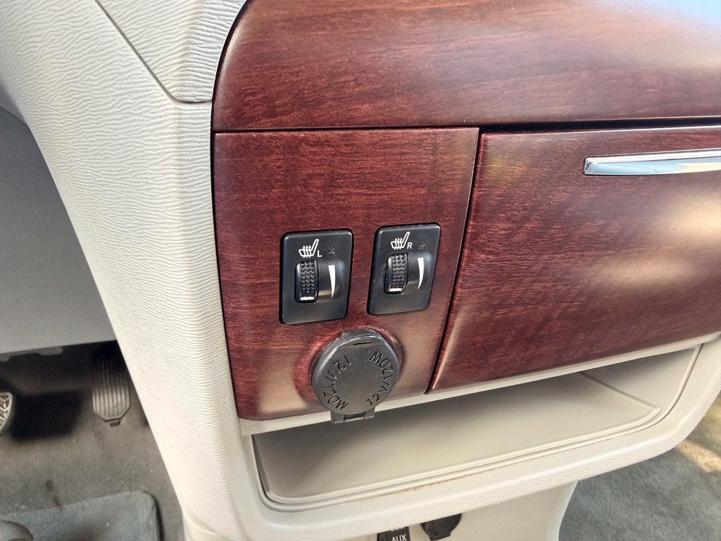 2014 Toyota Sienna XLE 8 Passenger