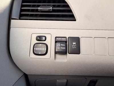 2014 Toyota Sienna XLE 8 Passenger