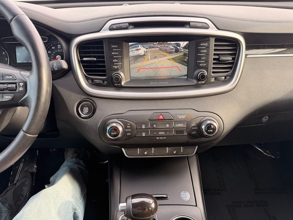 2017 Kia Sorento LX