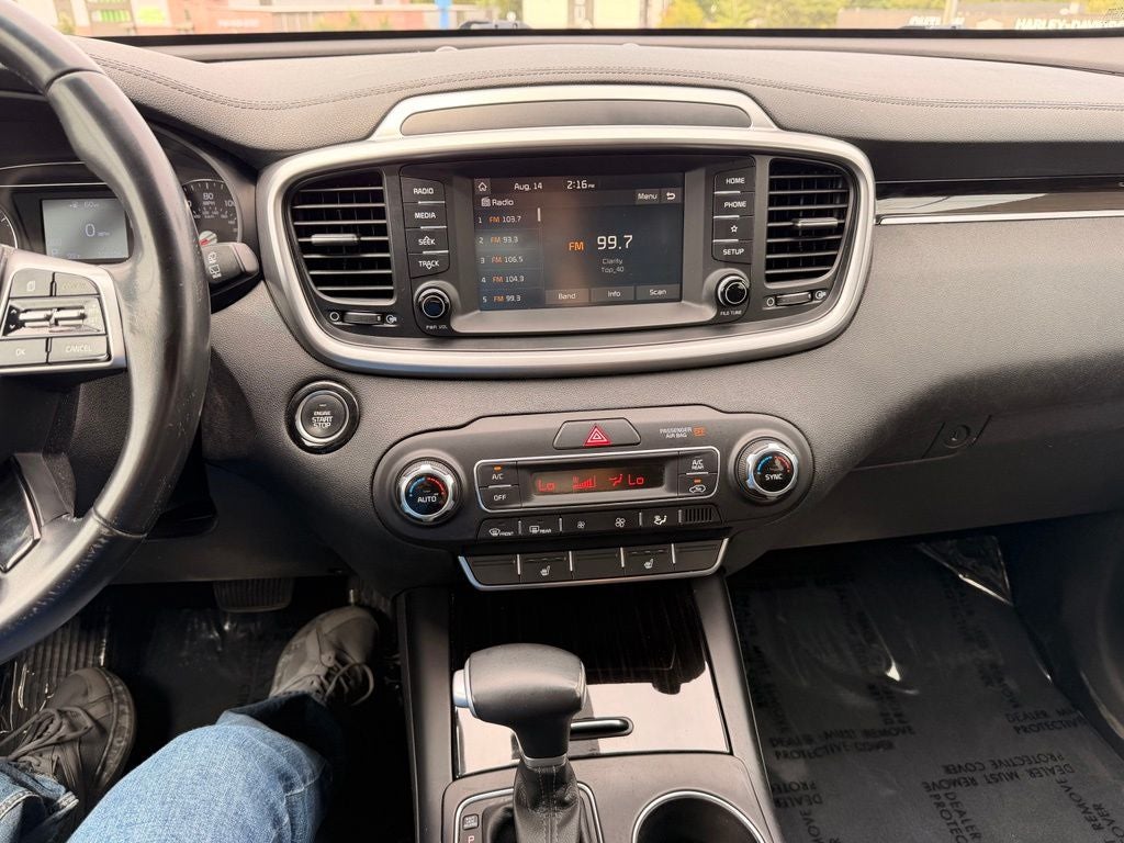 2020 Kia Sorento S