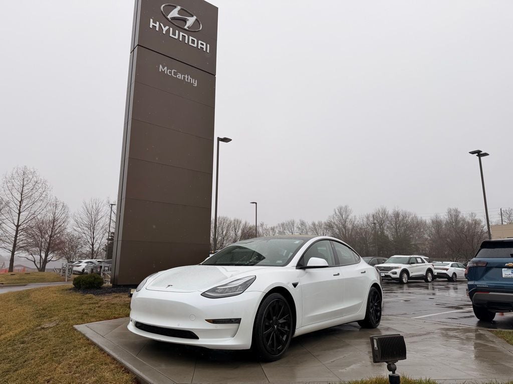 2021 Tesla Model 3 Standard Range Plus