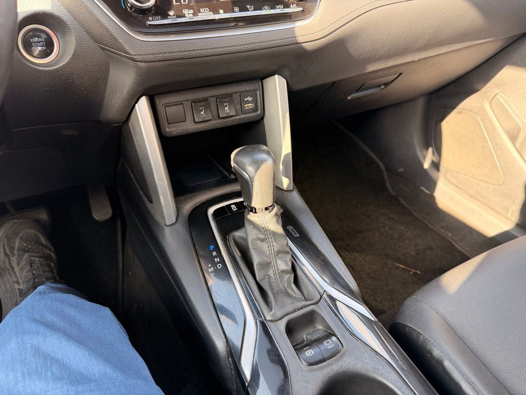 2022 Toyota Corolla Cross XLE