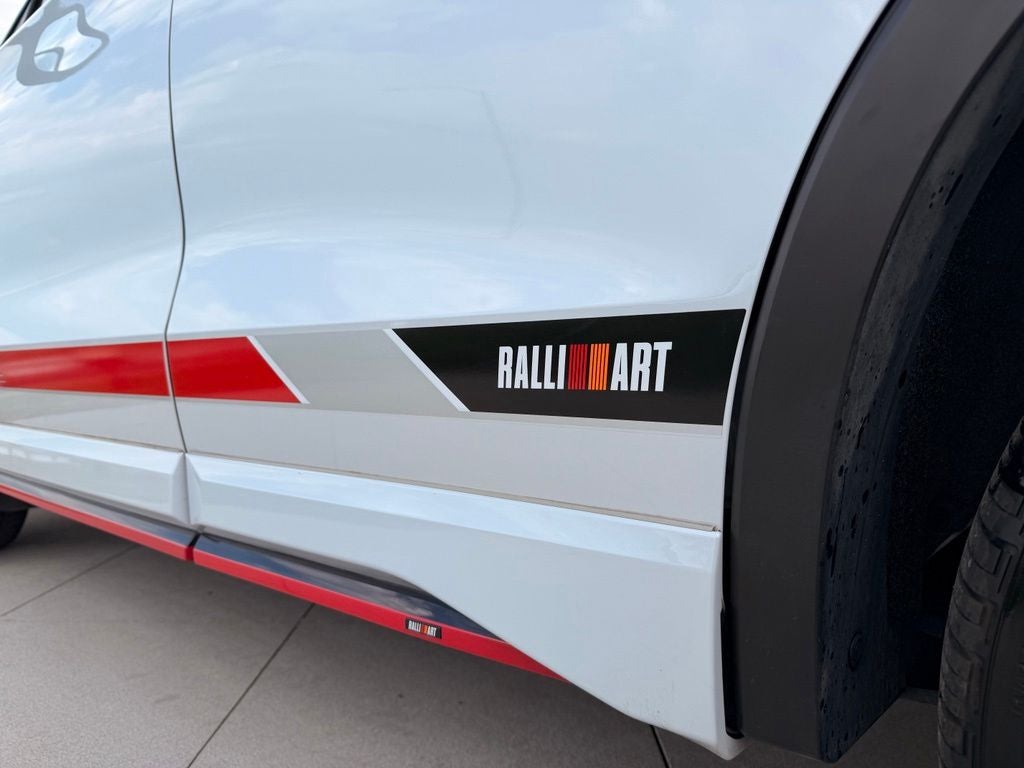 2023 Mitsubishi Outlander Ralliart