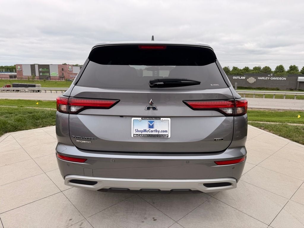 2022 Mitsubishi Outlander SEL