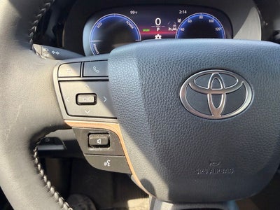 2025 Toyota Crown Signia Limited