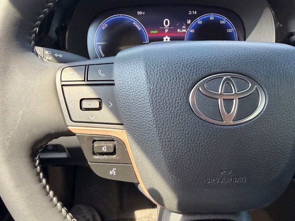 2025 Toyota Crown Signia Limited