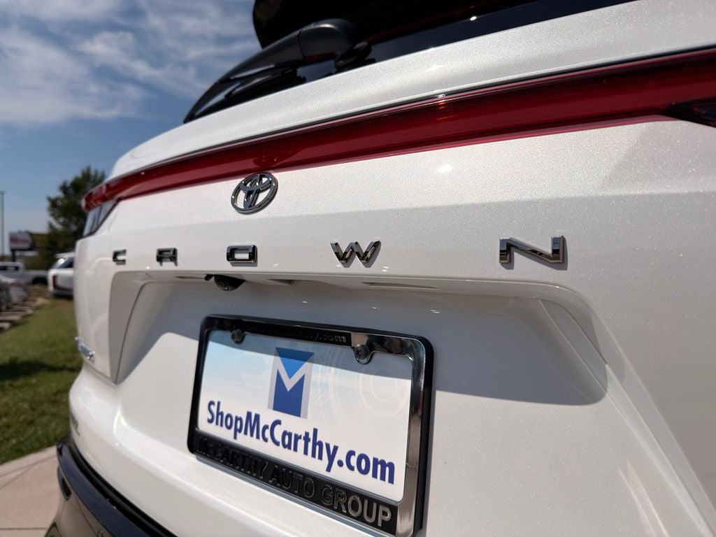 2025 Toyota Crown Signia Limited