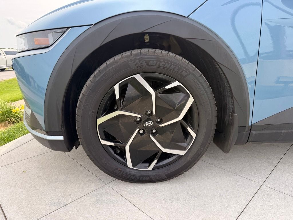 2024 Hyundai IONIQ 5 SE