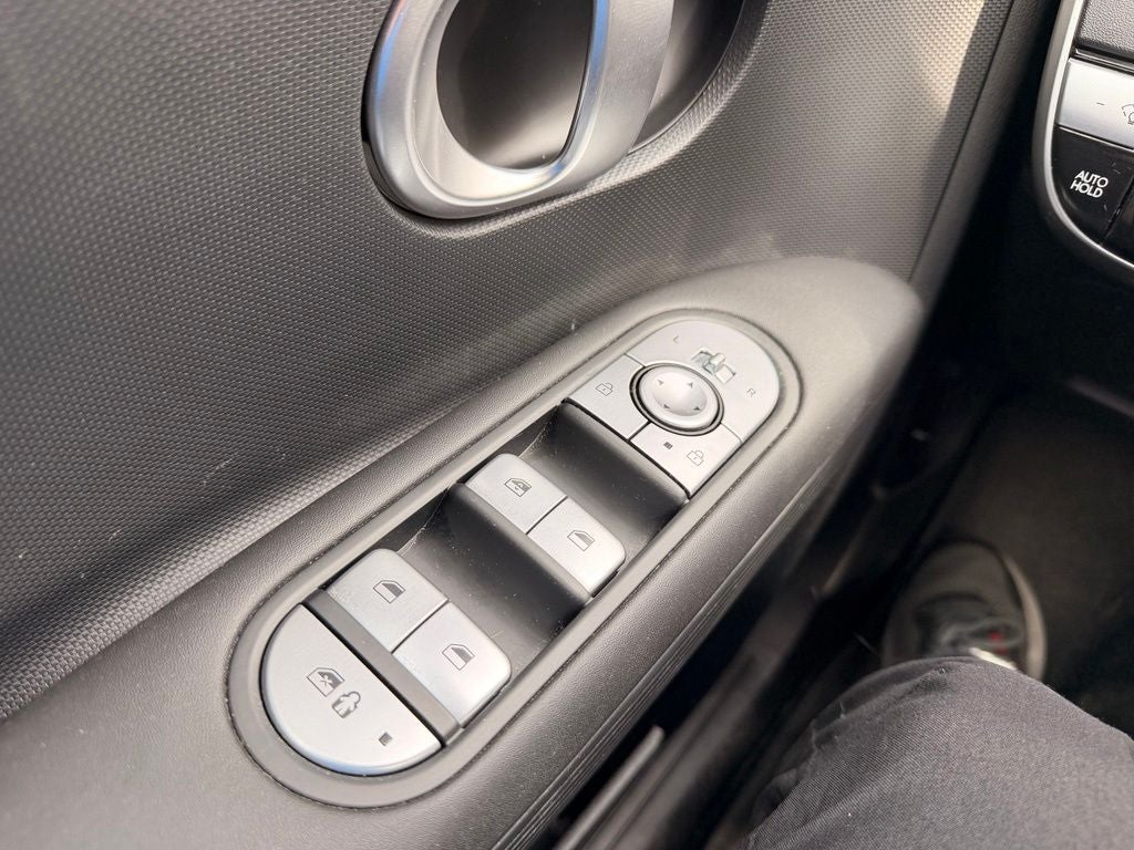 2024 Hyundai IONIQ 5 SE