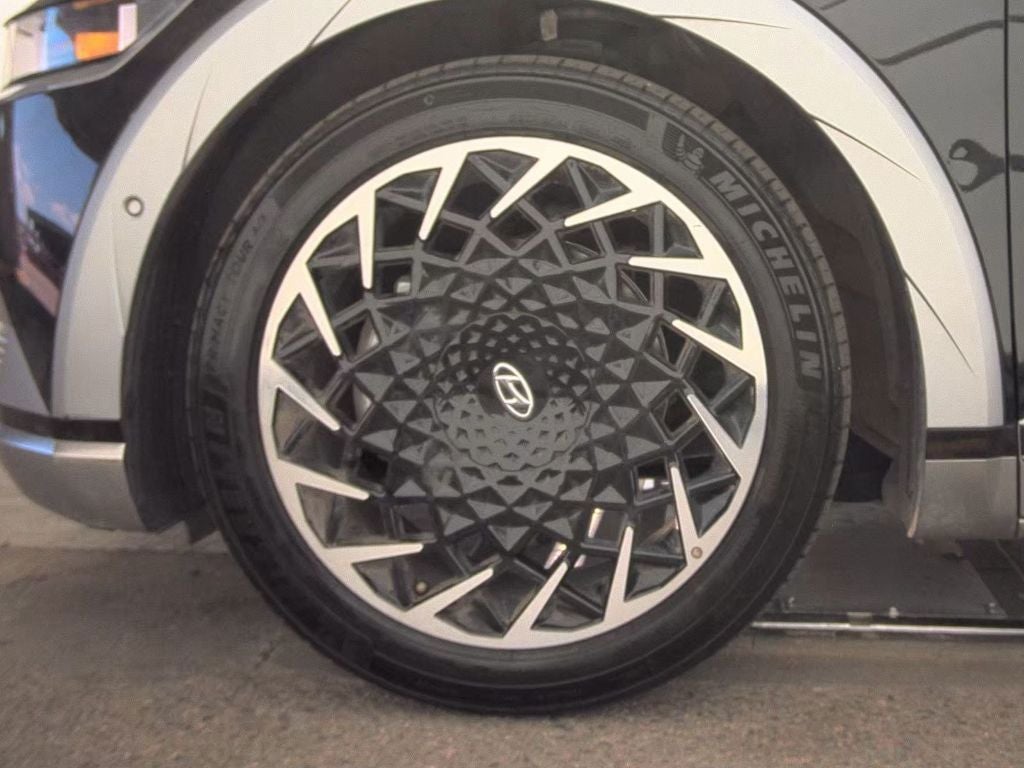 2024 Hyundai IONIQ 5 Limited